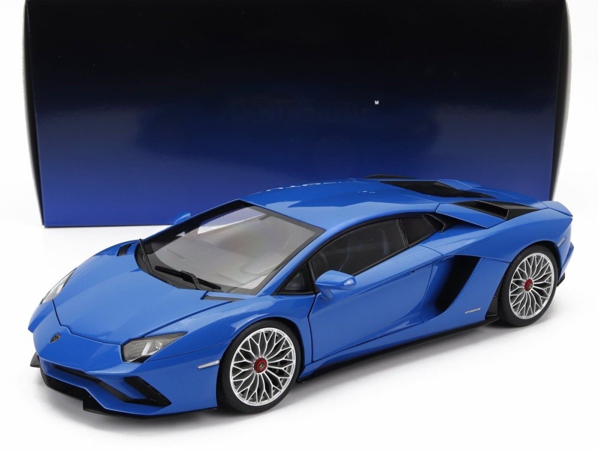 AUTOART - 1/18 - LAMBORGHINI - AVENTADOR S 2017 - BLUE NILA