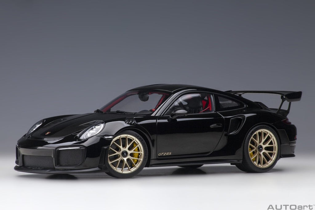 AUTOART - 1/18 - Porsche 911 (991.2) GT2 RS, Weissach Package, Black - Garage 73
