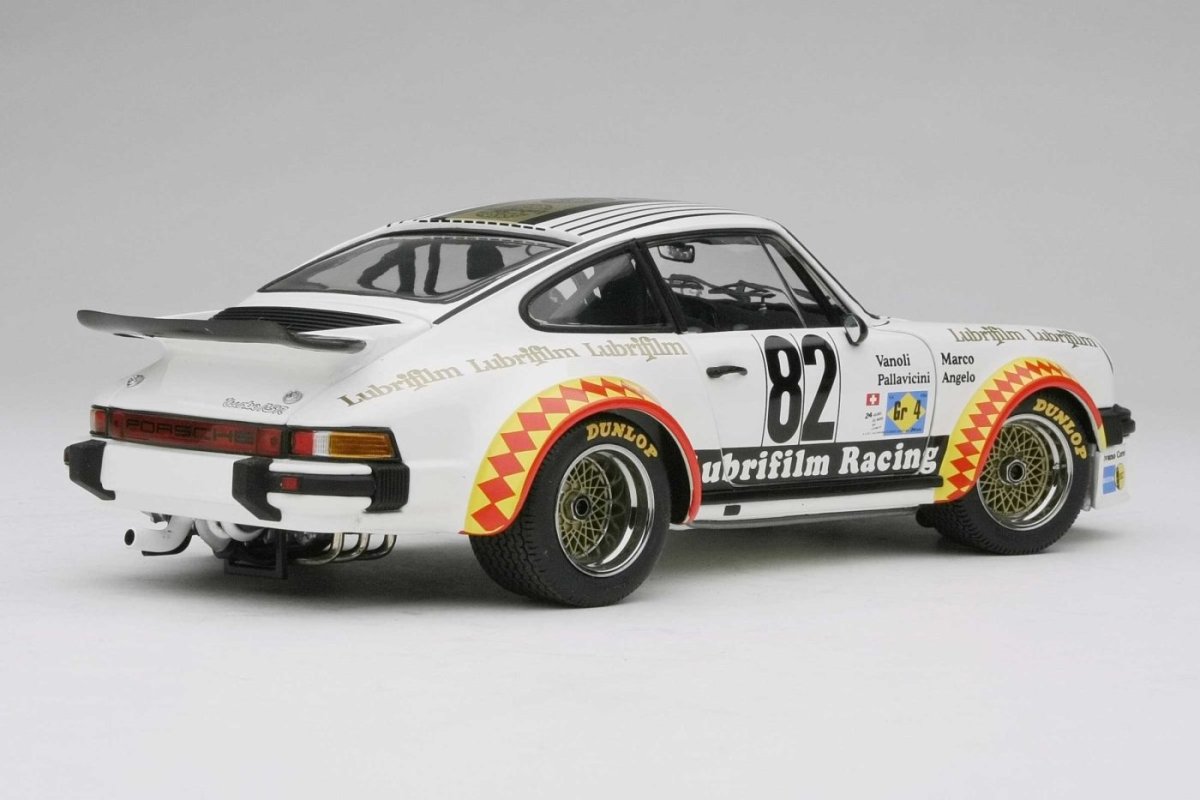 EXOTO - 1/18 - PORSCHE 934 RSR - Class Winner, 1979 Le Mans 24 Hours - Garage 73