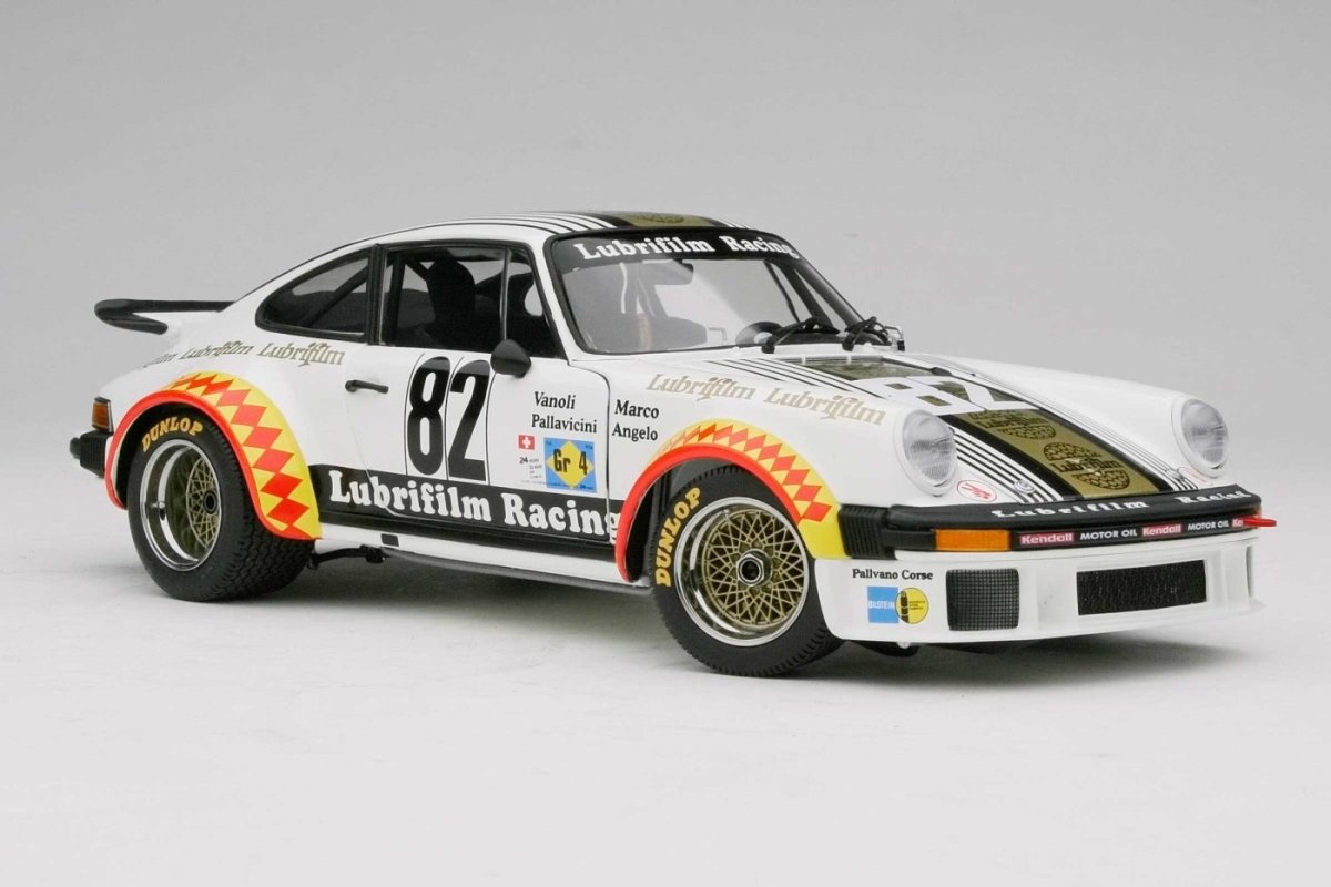 1/18 Scale Porsche 934 RSR - 1979 Le Mans 24 Hrs Winner – Garage 73