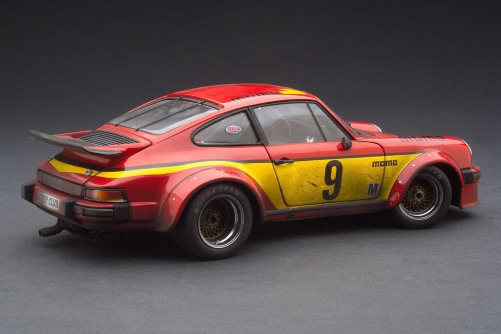 EXOTO - 1/18 - PORSCHE 934 RSR - EXOTO - 1/18 - PORSCHE 934 RSR - GT Winner, 1977 Silverstone 6 Hours - Finish Line Plus - Garage 73