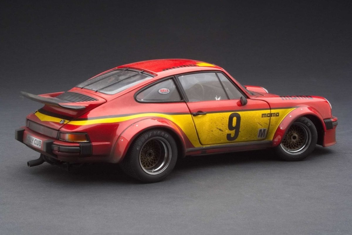EXOTO - 1/18 - PORSCHE 934 RSR - EXOTO - 1/18 - PORSCHE 934 RSR - GT Winner, 1977 Silverstone 6 Hours - Finish Line Plus - Garage 73