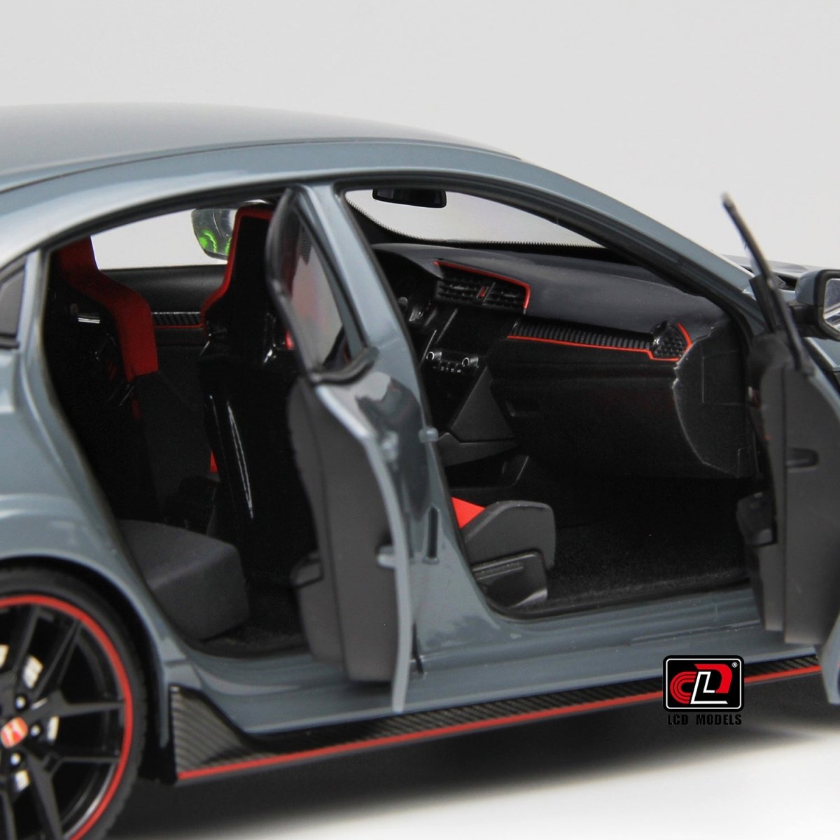 LCD 1/18 Honda Civic Type R FK8 2020 - Cement Grey - Garage 73