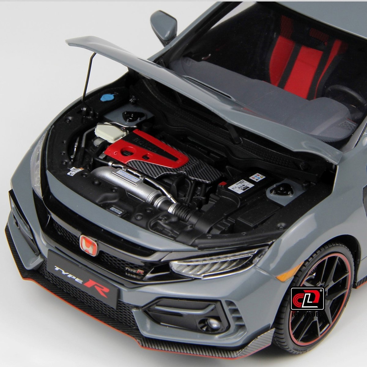 LCD 1/18 Honda Civic Type R FK8 2020 - Cement Grey - Garage 73