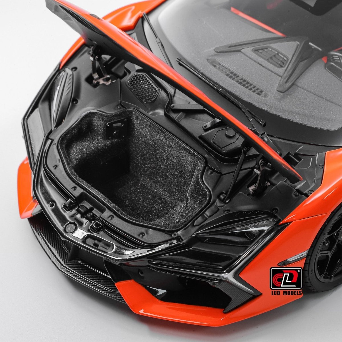 LCD 1/18 Lamborghini Revuelto - Orange - Garage 73