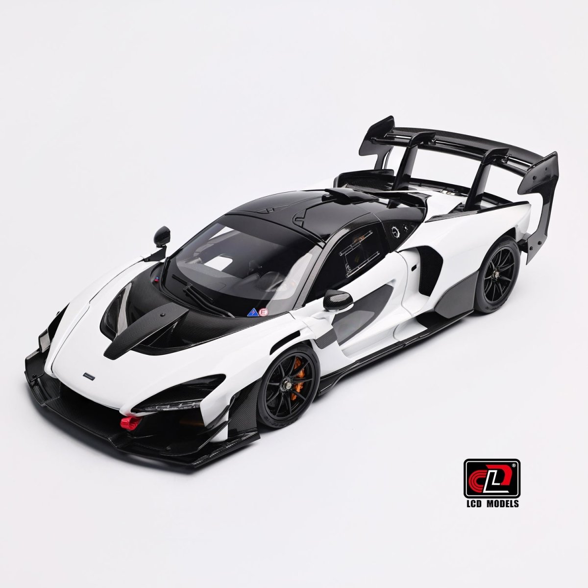 1/18 McLaren Senna GTR Diecast Model - White – Garage 73