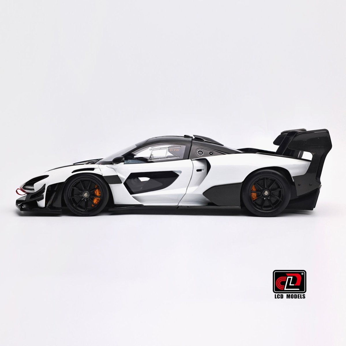 LCD 1/18 MCLAREN SENNA GTR - WHITE - Garage 73