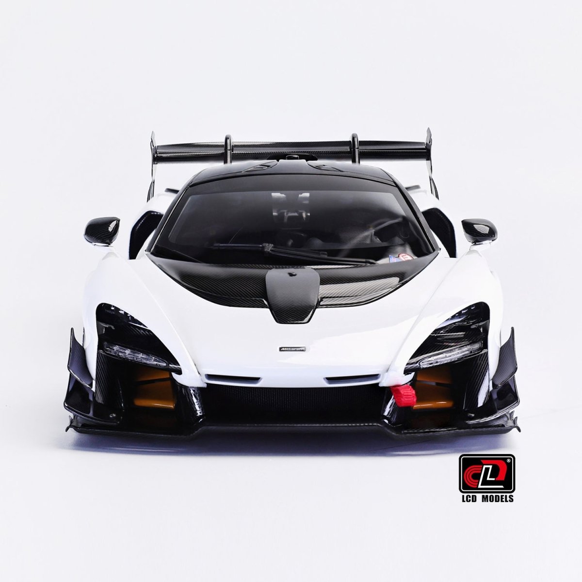 LCD 1/18 MCLAREN SENNA GTR - WHITE - Garage 73