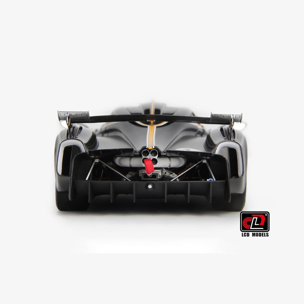 LCD 1/18 Pagani Huayra R - Black Carbon - Garage 73