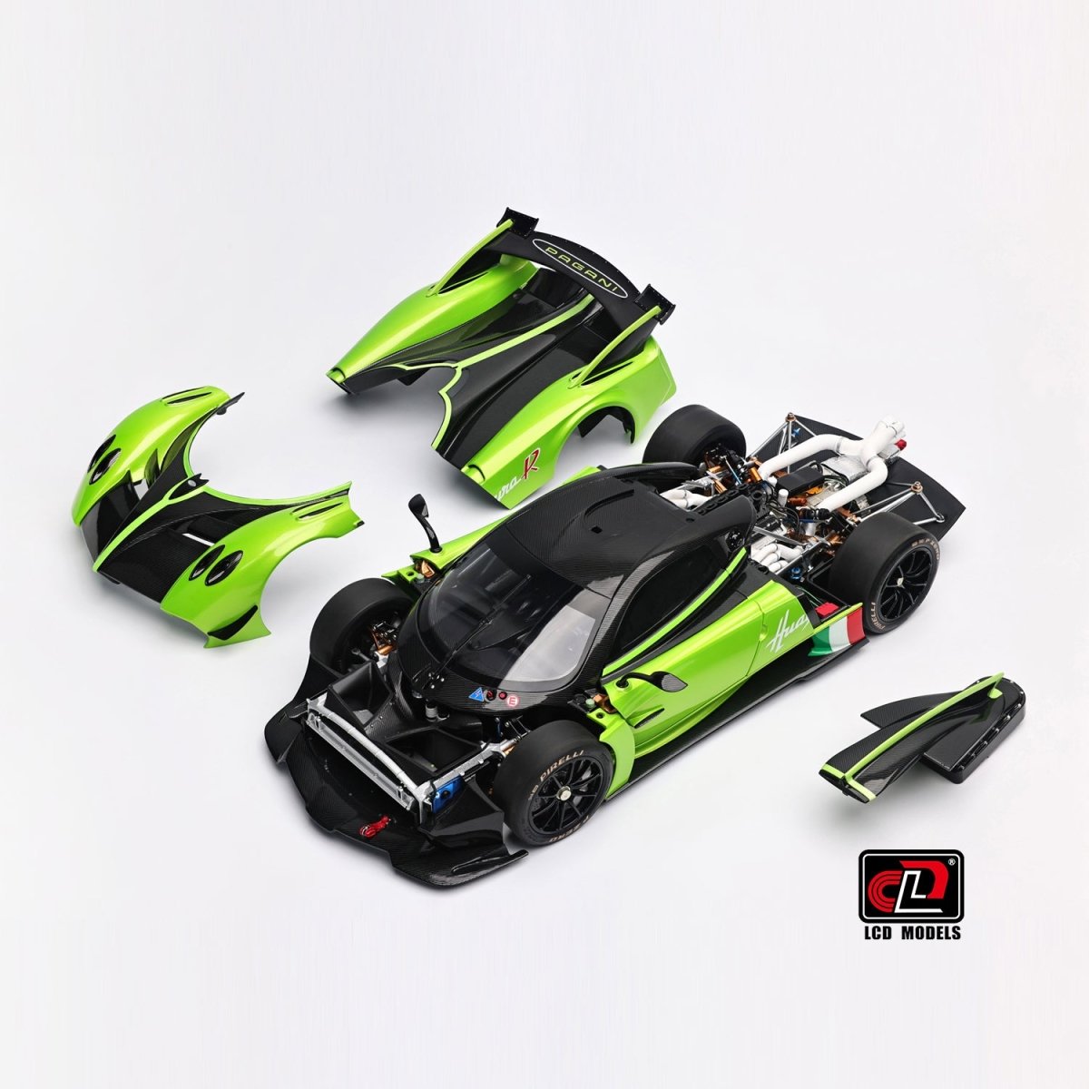 LCD 1/18 Pagani Huayra R - Green - Garage 73