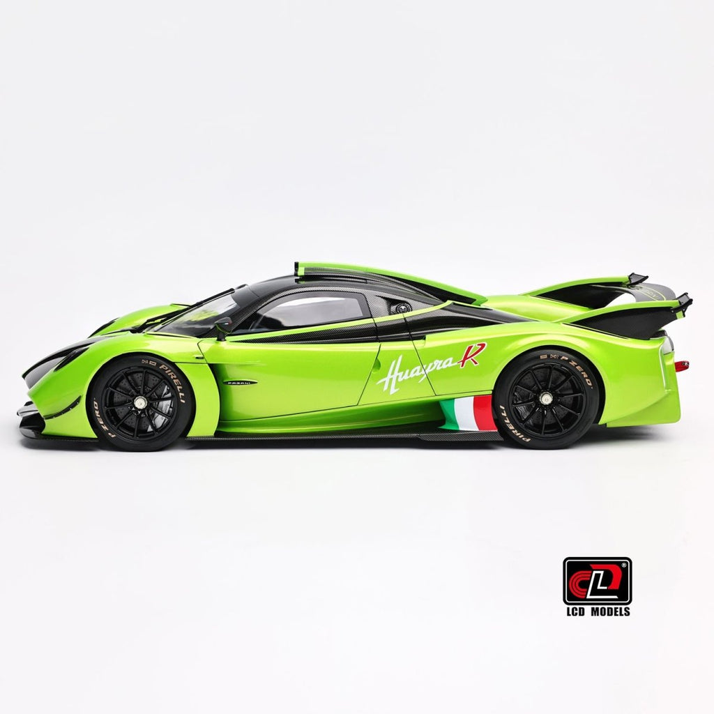 LCD 1/18 Pagani Huayra R - Green - Garage 73
