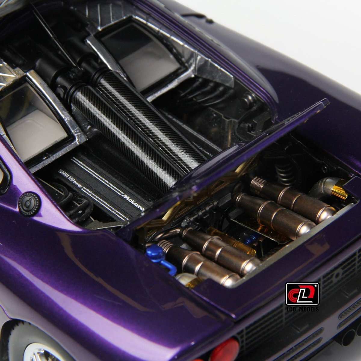 LCD 1/18 Purple McLaren F1 Diecast Model Car - Garage 73