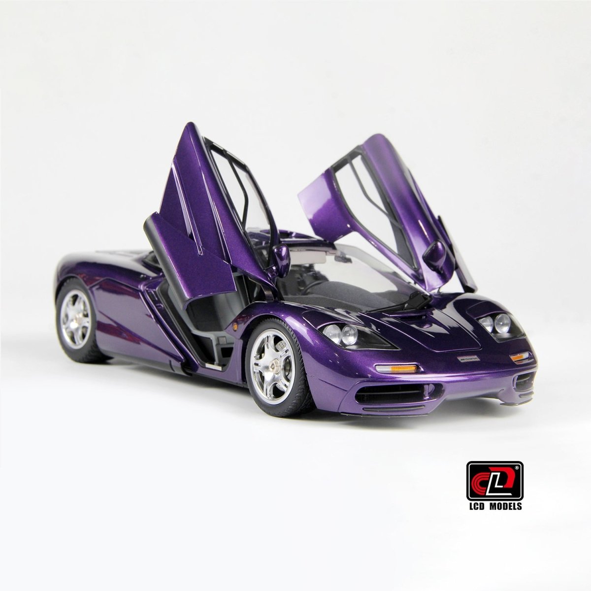LCD 1/18 Purple McLaren F1 Diecast Model Car - Garage 73