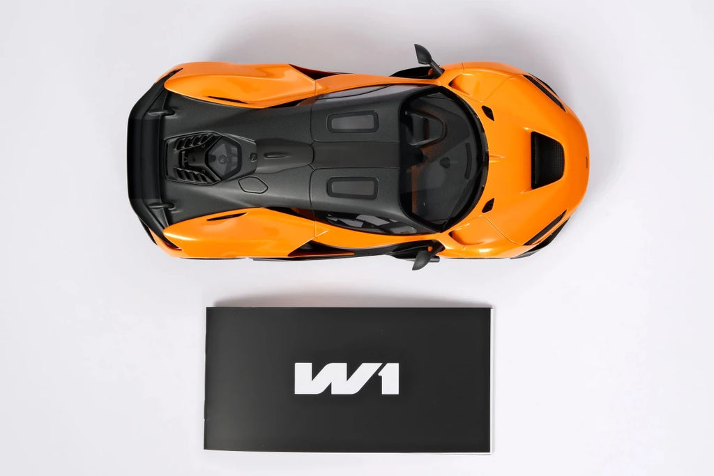 McLaren W1 2025 Papaya Spark 1:18 Model Car — Amalgam - Garage 73