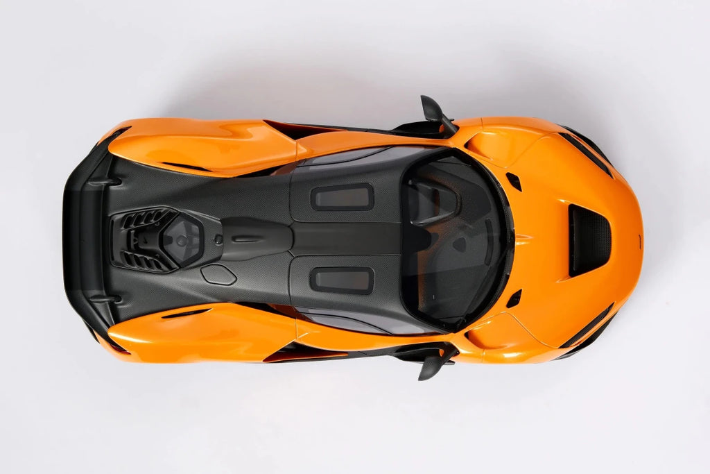 McLaren W1 2025 Papaya Spark 1:18 Model Car — Amalgam - Garage 73