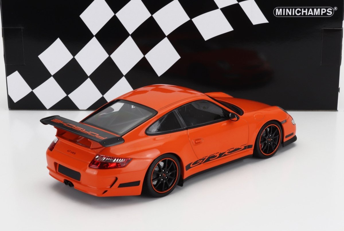 Minichamps 1/18 Porsche 911 997 GT3 RS Coupe 2007 Orange – Garage 73
