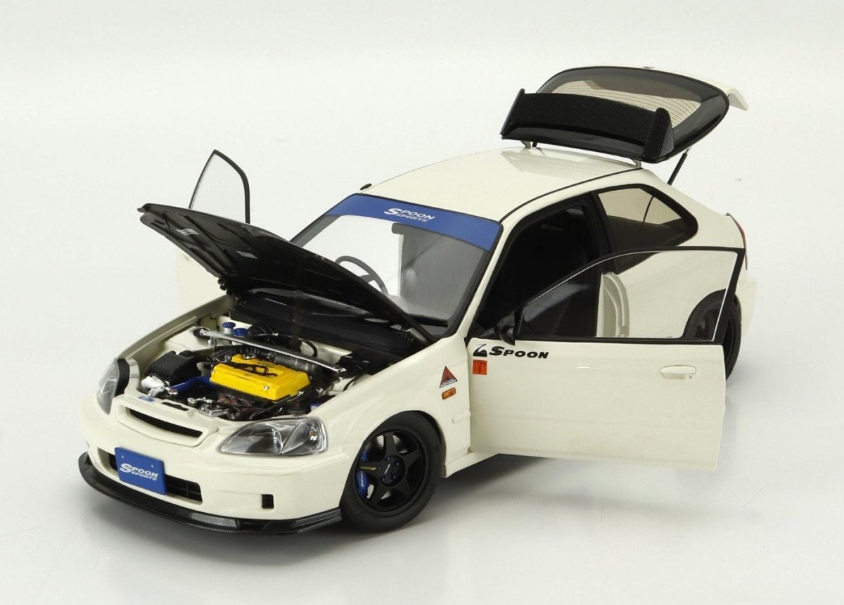 Motorhelix 1/18 CIVIC EK9 TYPE R SPOON WITH ENGINE AND ACC