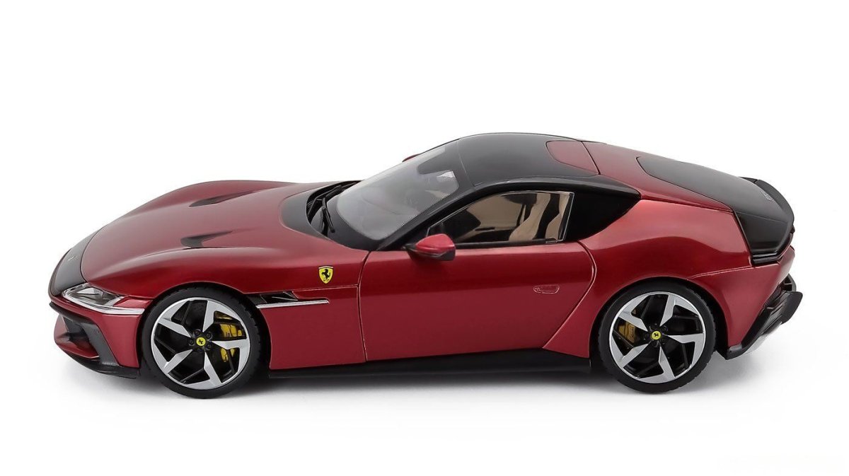 1/18 POLISTIL Ferrari 12CILINDRI 2024 with Showcase-diecast-canada