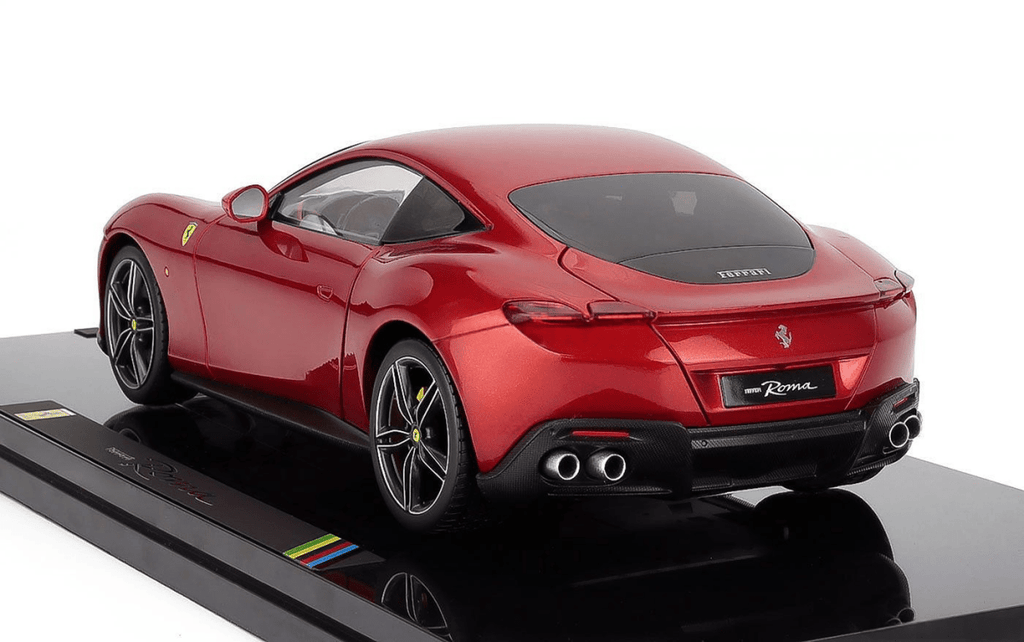 POLISTIL 1/18 FERRARI - ROMA 2019 - MAGMA RED WITH SHOWCASE - Garage 73