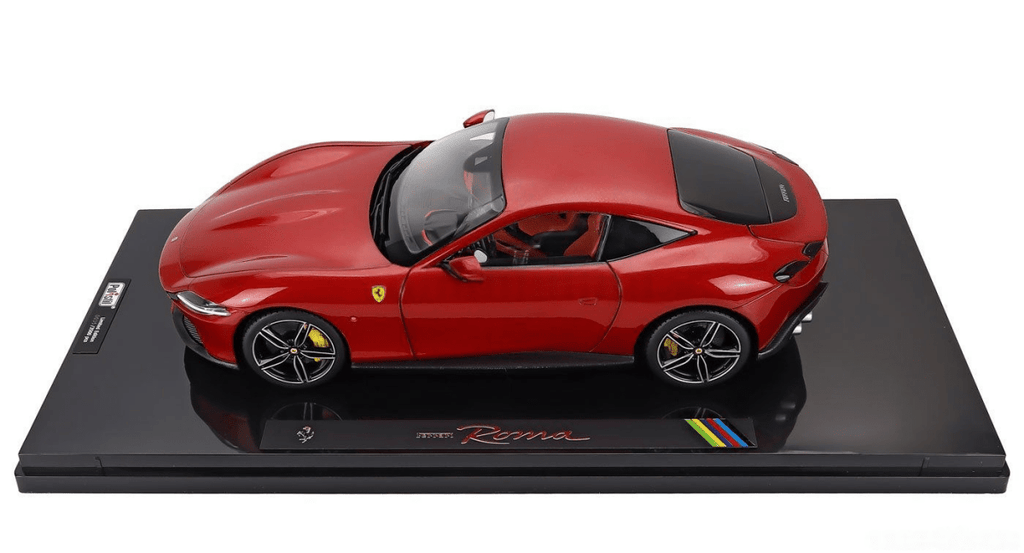 POLISTIL 1/18 FERRARI - ROMA 2019 - MAGMA RED WITH SHOWCASE - Garage 73