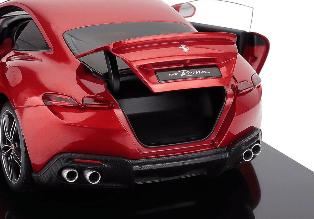 POLISTIL 1/18 FERRARI - ROMA 2019 - MAGMA RED WITH SHOWCASE - Garage 73