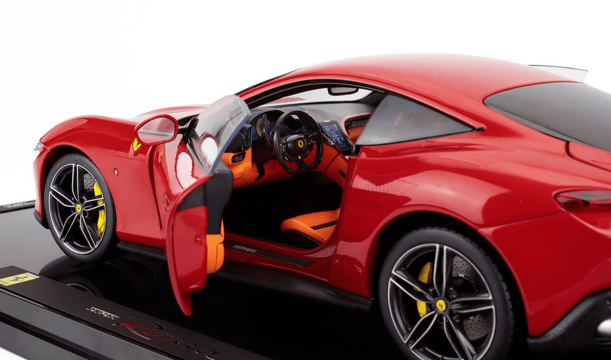 POLISTIL 1/18 FERRARI - ROMA 2019 - WITH SHOWCASE - Garage 73