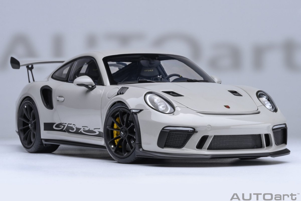 1:18 Porsche 911 991.2 GT3 RS Crayon Diecast Car by AutoArt