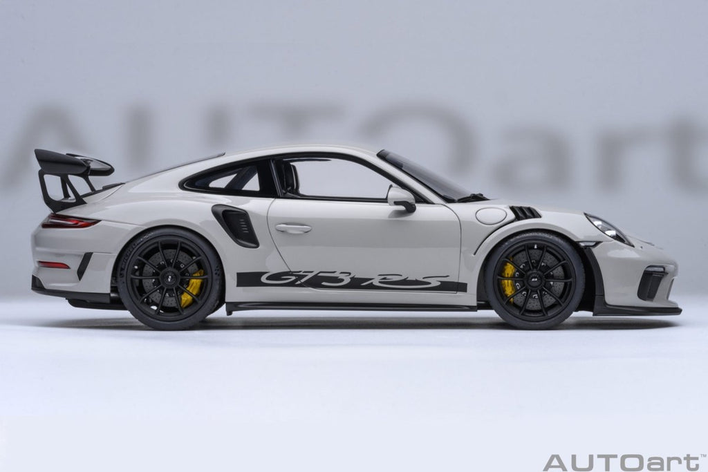 1:18 Porsche 911 991.2 GT3 RS Crayon Diecast Car by AutoArt