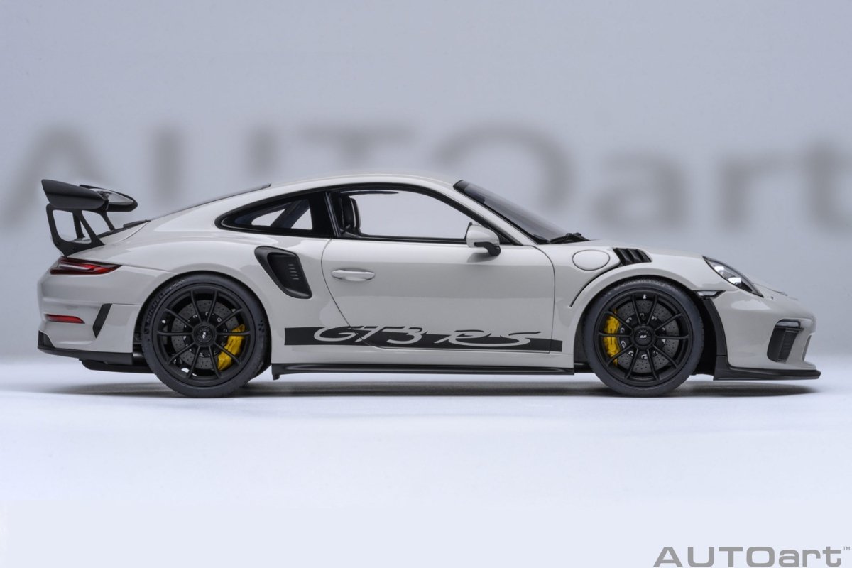 1:18 Porsche 911 991.2 GT3 RS Crayon Diecast Car by AutoArt