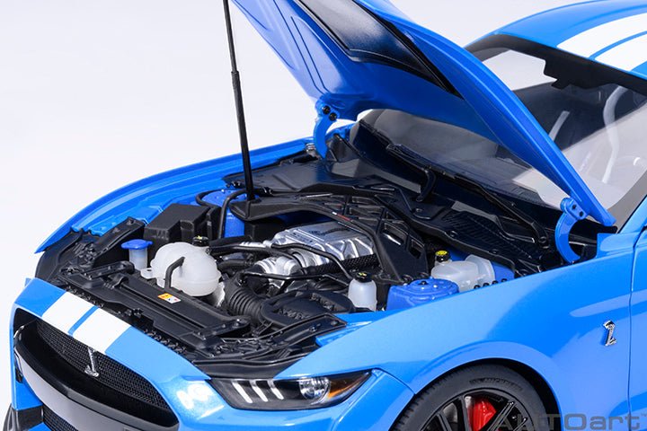 AUTOART - 1/18 - FORD MUSTANG SHELBY GT500 (GRABBER BLUE) - Garage 73