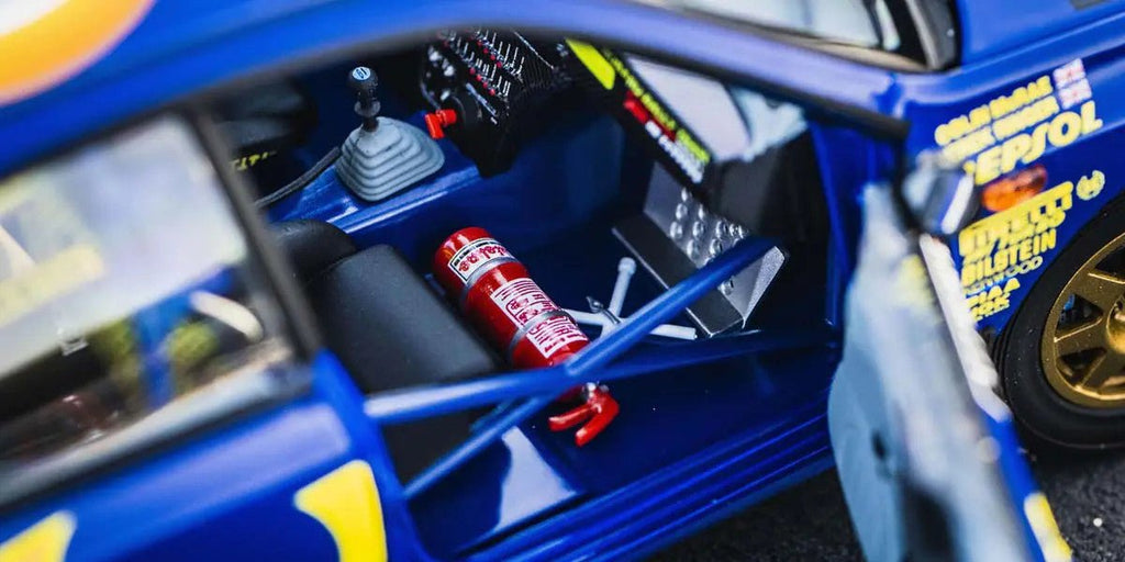 Subaru Impreza 555 #4 RAC Rally 1994 Blue 1:18 Diecast Model Car — Kyosho - Garage 73